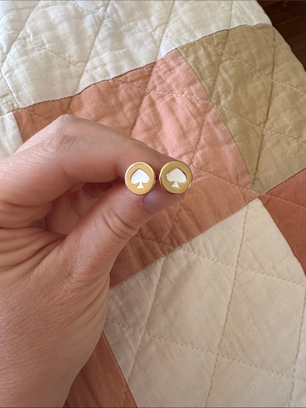 Kate Spade Spot The Spade Round Gold Earrings in White